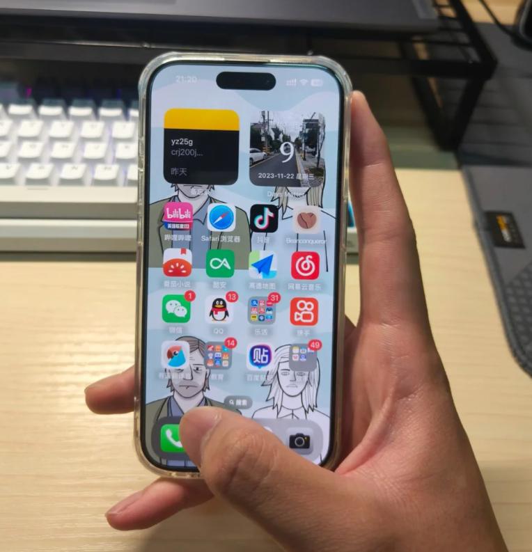 开始后悔买iPhone 15 Pro了，原本以为搭载行业首颗3nm芯片，会给手机