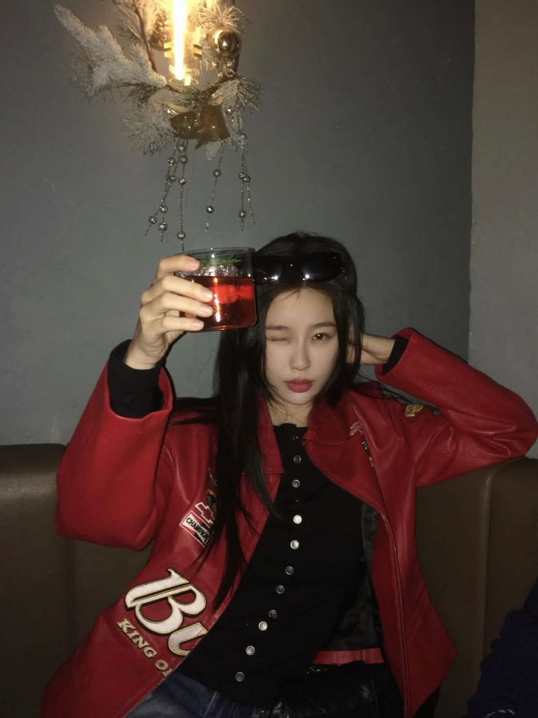 虞书欣又更新ins啦！！！有一种早期鱼头星星的感觉。 