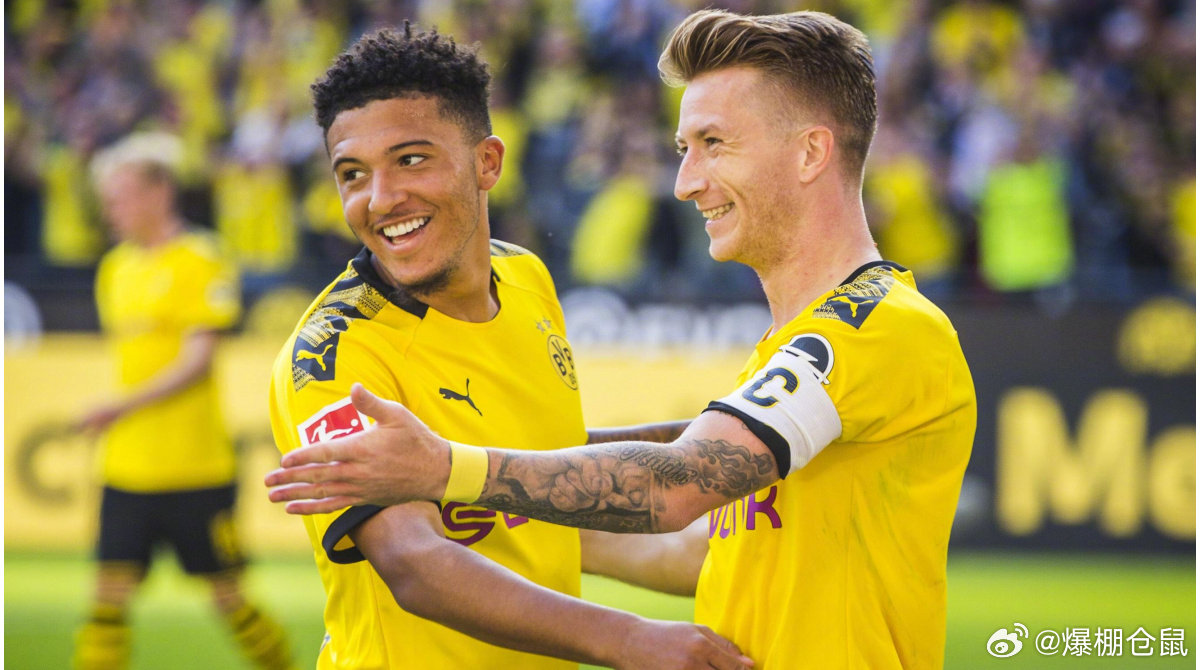 【老队友】洛杉矶银河球星罗伊斯被问到桑乔与多特蒙德的转会传闻时表示：“我对桑乔的