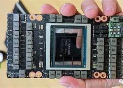 英伟达获准对华出售H200芯片，需向美政府缴纳25%分成！
 
北京时间12月9