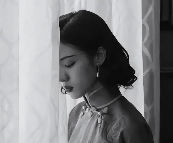 1924年， 张学良 迎娶如夫人 谷瑞玉 。新婚之夜，张学良说：“从今往后，我去