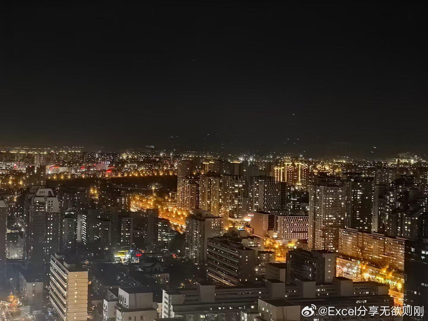 高铁便捷换乘的热知识点，提前看大屏，如果你坐的车和你要换乘的车正好是同一个检票口