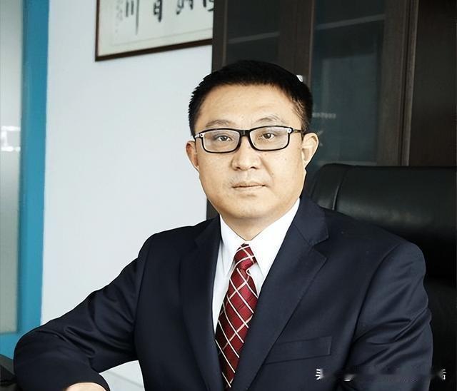 核酸大王张核子：靠国难疯狂捞金，最后把自己玩废了
 
疫情三年，最魔幻的生意，莫