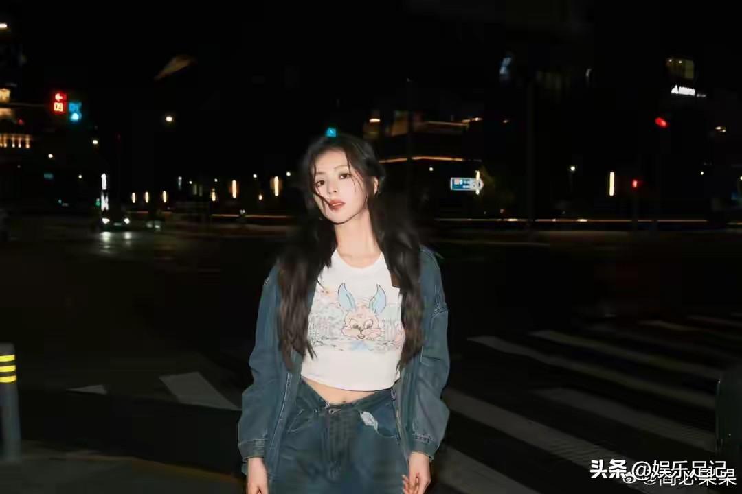 闫必果果