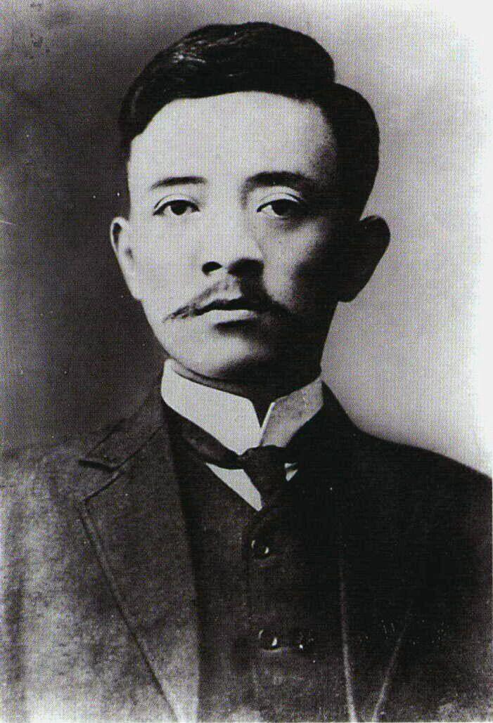 被时代杀死的天才：真正缔造国民党的，从来不是孙中山。1913年，31岁的宋教仁在