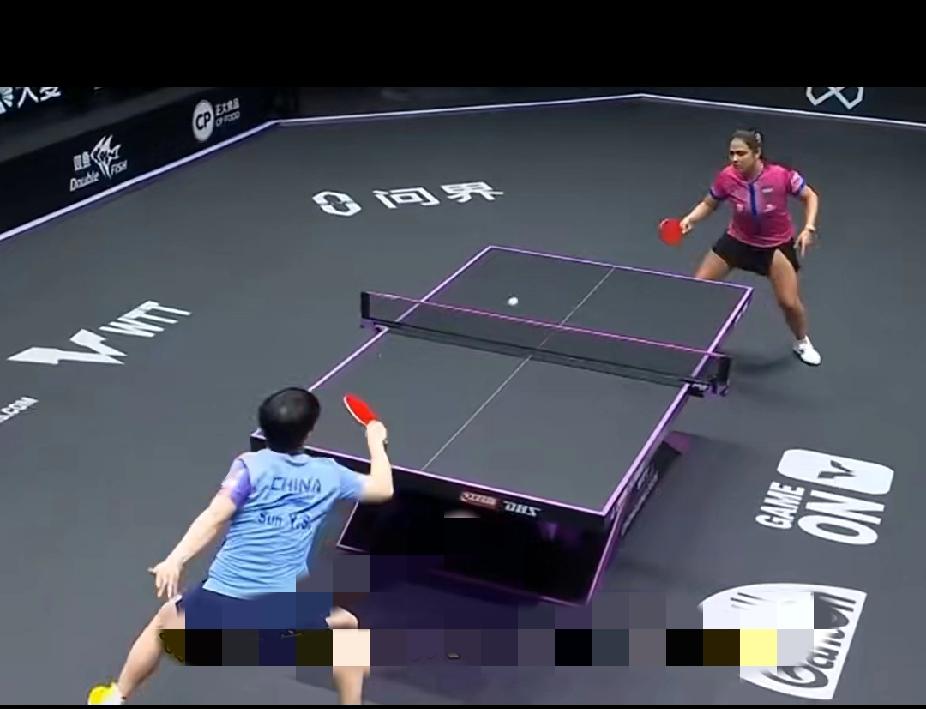 🏓 孙颖莎3:0迪亚兹：赛场是对手，场下是闺蜜
 
重庆冠军赛女单1/8决赛，