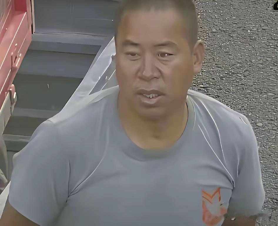 这几天夏付刚致人死亡一案刷爆网络，至今五天过去了还没找到，无人机热成像搜救犬都用
