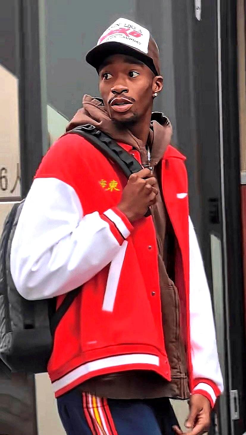 广东宏远的球迷先别急着开香槟！
 

虽然这次杯赛咱们祭出了“四外援”的豪华战舰