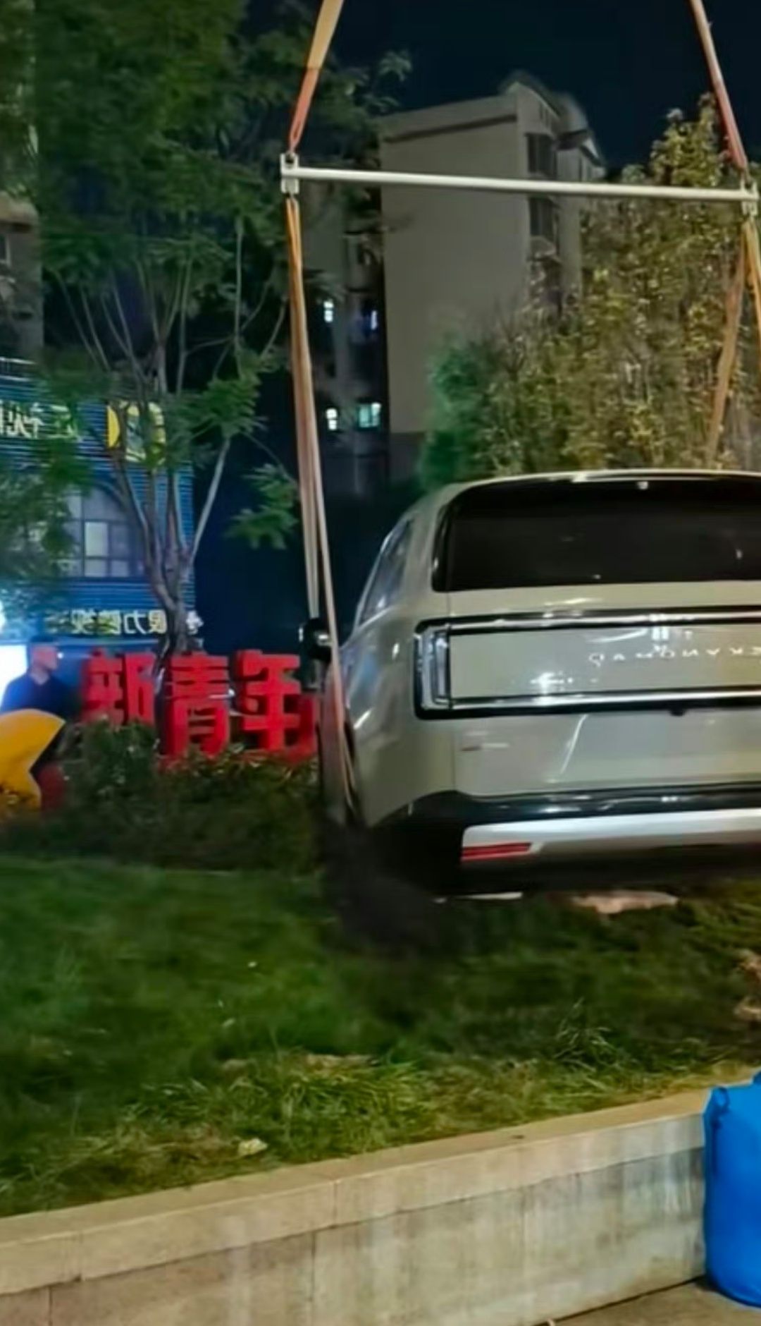 小米回应澎程试驾事故小米澎程AEB未触发 昨天我就猜肯定有黑小米的，今天果不其然