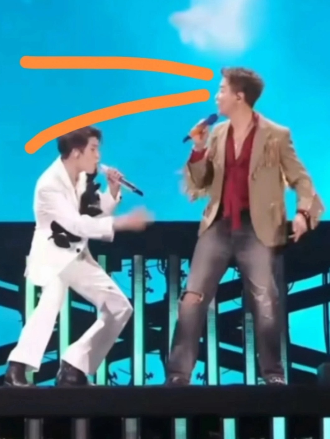 檀健次完美的躲在了陶喆的视线范围以外哈哈哈哈哈哈哈哈哈哈哈哈哈哈哈哈哈哈哈哈哈哈