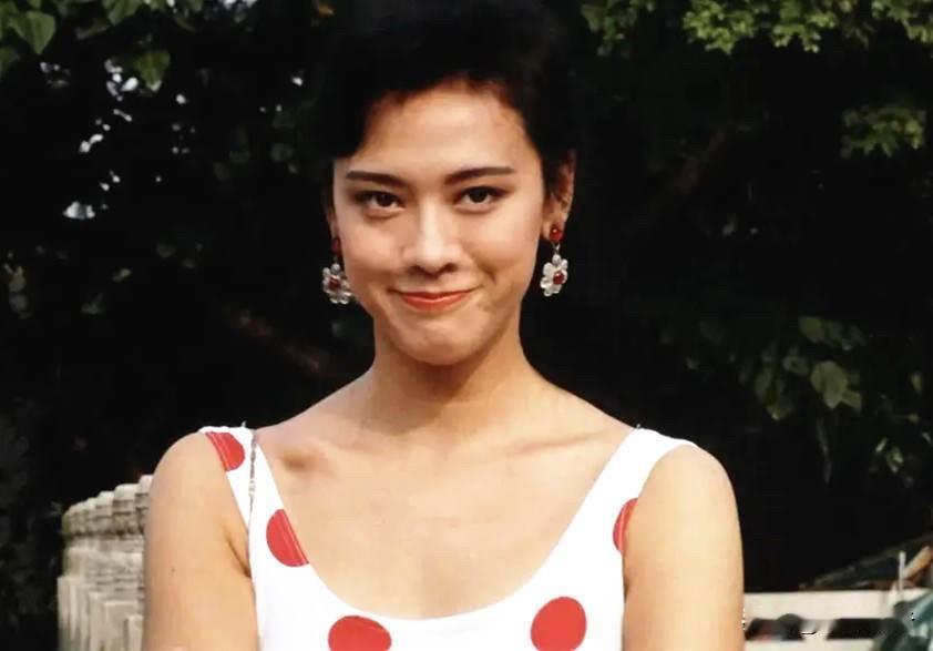 郭秀云：别人拍风月片为谋生，我为兴趣，更是为气钱小豪

90年代的香港娱乐圈，很
