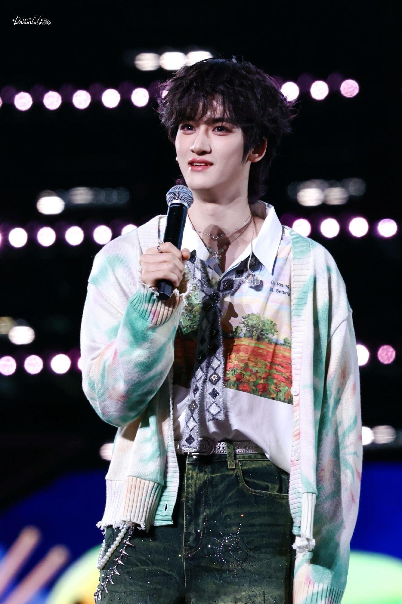 歌手2026首发预测 预测阵容里既有莫文蔚、王铮亮这样的资深歌手，也有侯明昊、邓