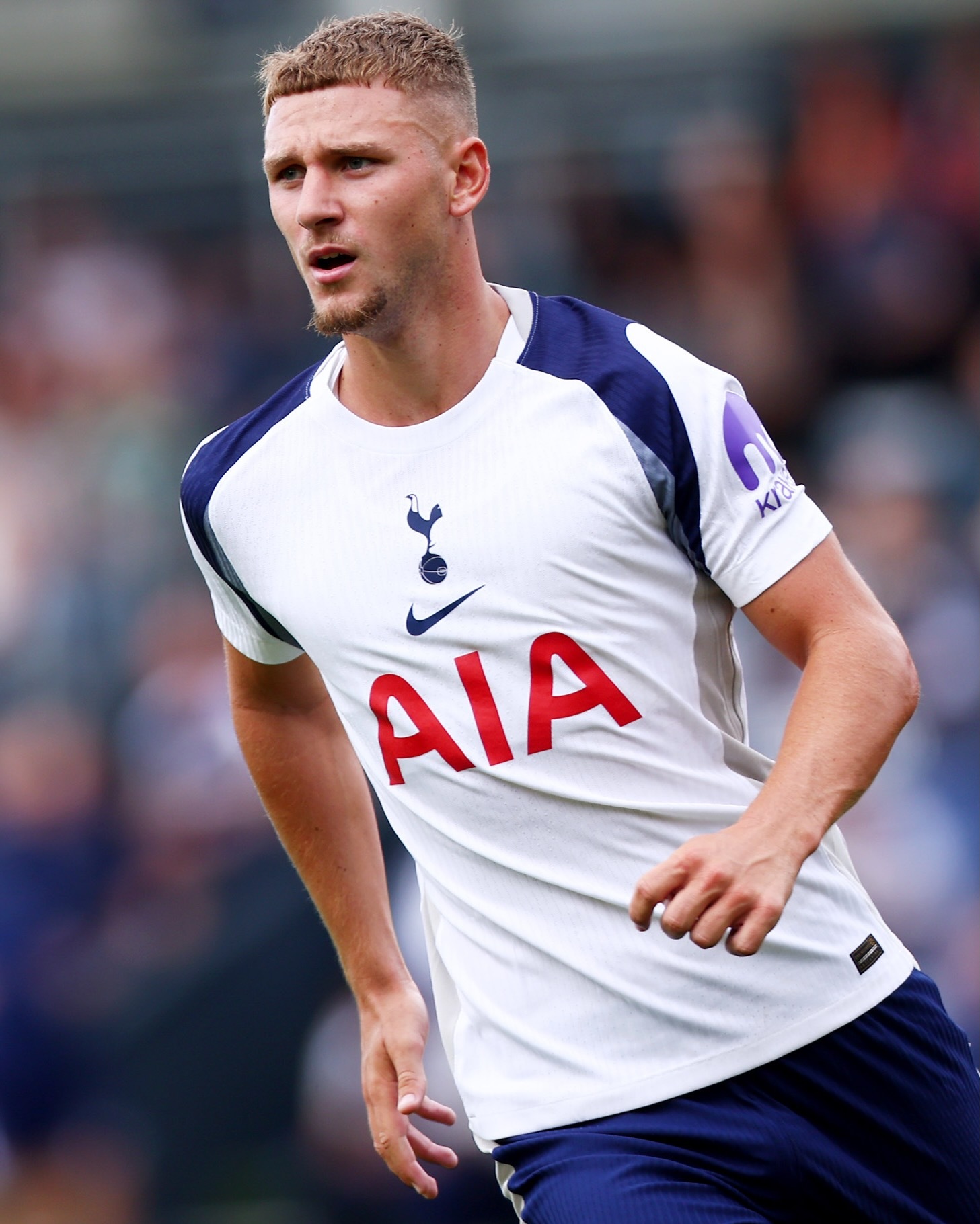 热刺官方：杰米·唐利已从斯托克城租借回归。唐利离开斯托克城时，在各项赛事中出场六