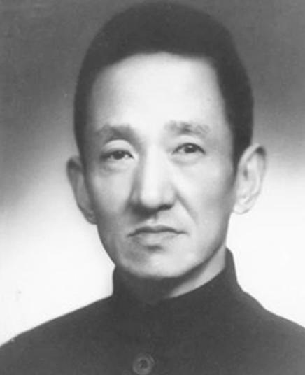 1948年11月13日，陈布雷自杀身亡，终年58岁。作为老蒋身边的第一笔杆子，陈