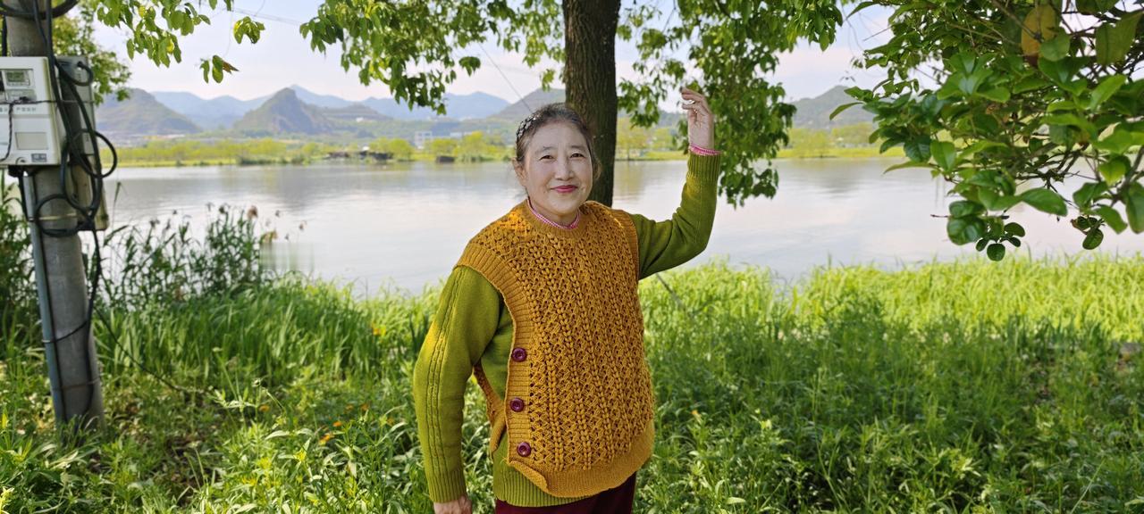 炒股捷报

哈哈
老婆五月六号把她的棺材本3万元交给我，说：银行利息实在是太低了