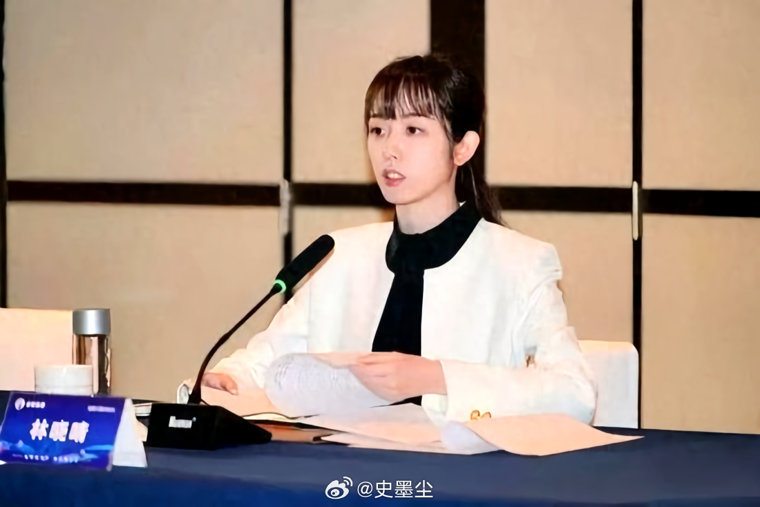 成都路桥上市公司创始人女儿林晓晴年纪轻轻27岁担任副总，28岁成为董事长！ ​​
