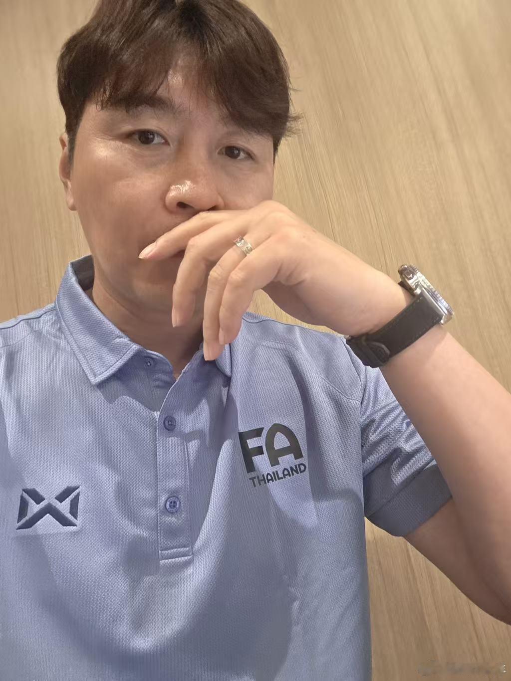 李同国已经离开龙仁FC  前往泰国参加P级教练员学习班了，据韩国方面了解，5月1