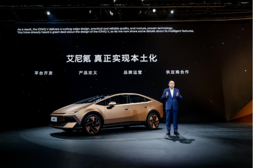 年轻人选车，既要个性不撞款，更要实力不打折，作为艾尼氪（IONIQ）落户中国后的