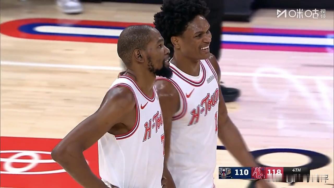 杜兰特里程碑！火箭队119-110战胜鹈鹕队，小史密斯32分，杜兰特18分

今