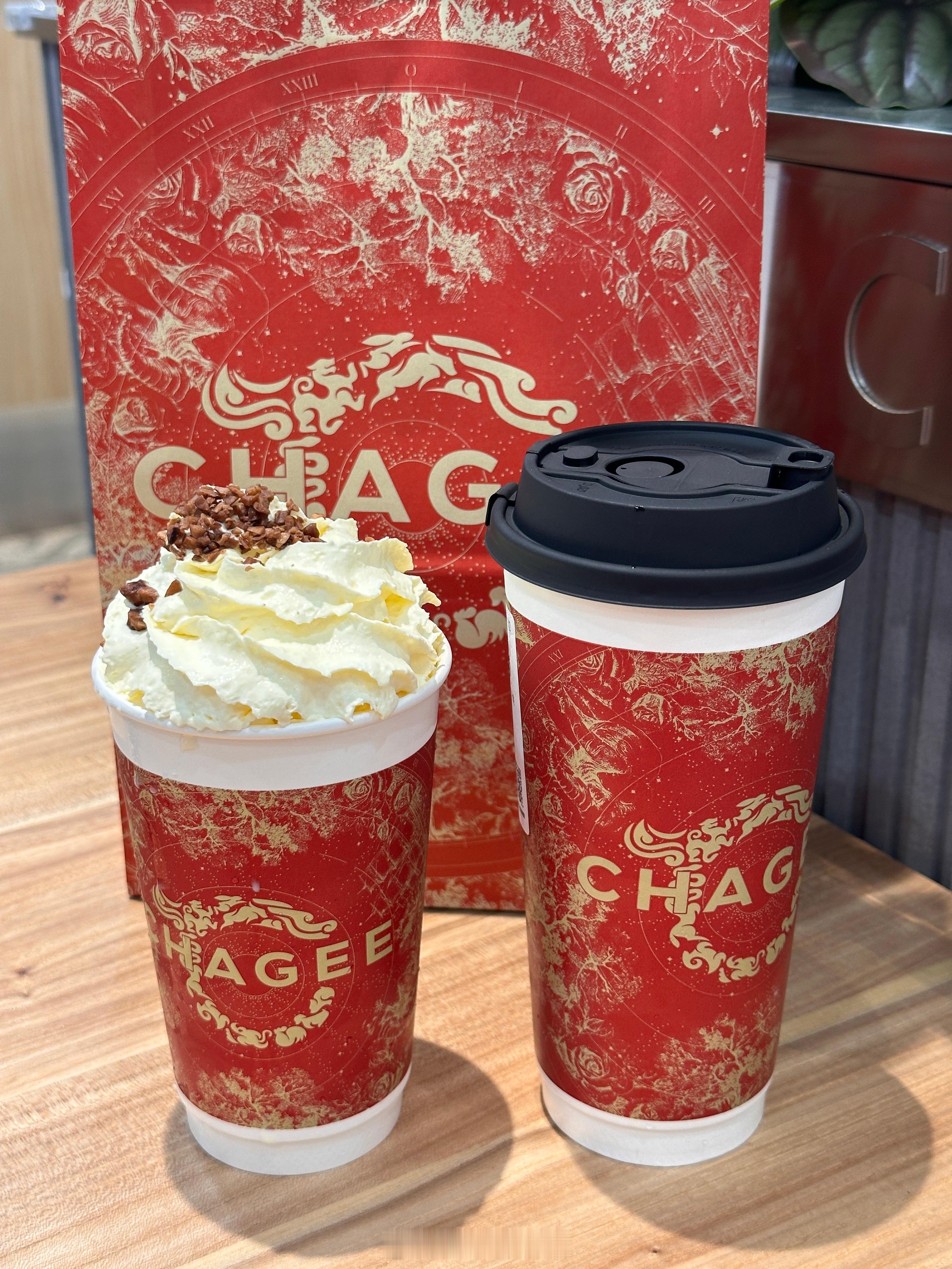 接上条 今天情况实际上是这样的[揣手]（一点点和霸王茶姬的新包装都好好看） ​​