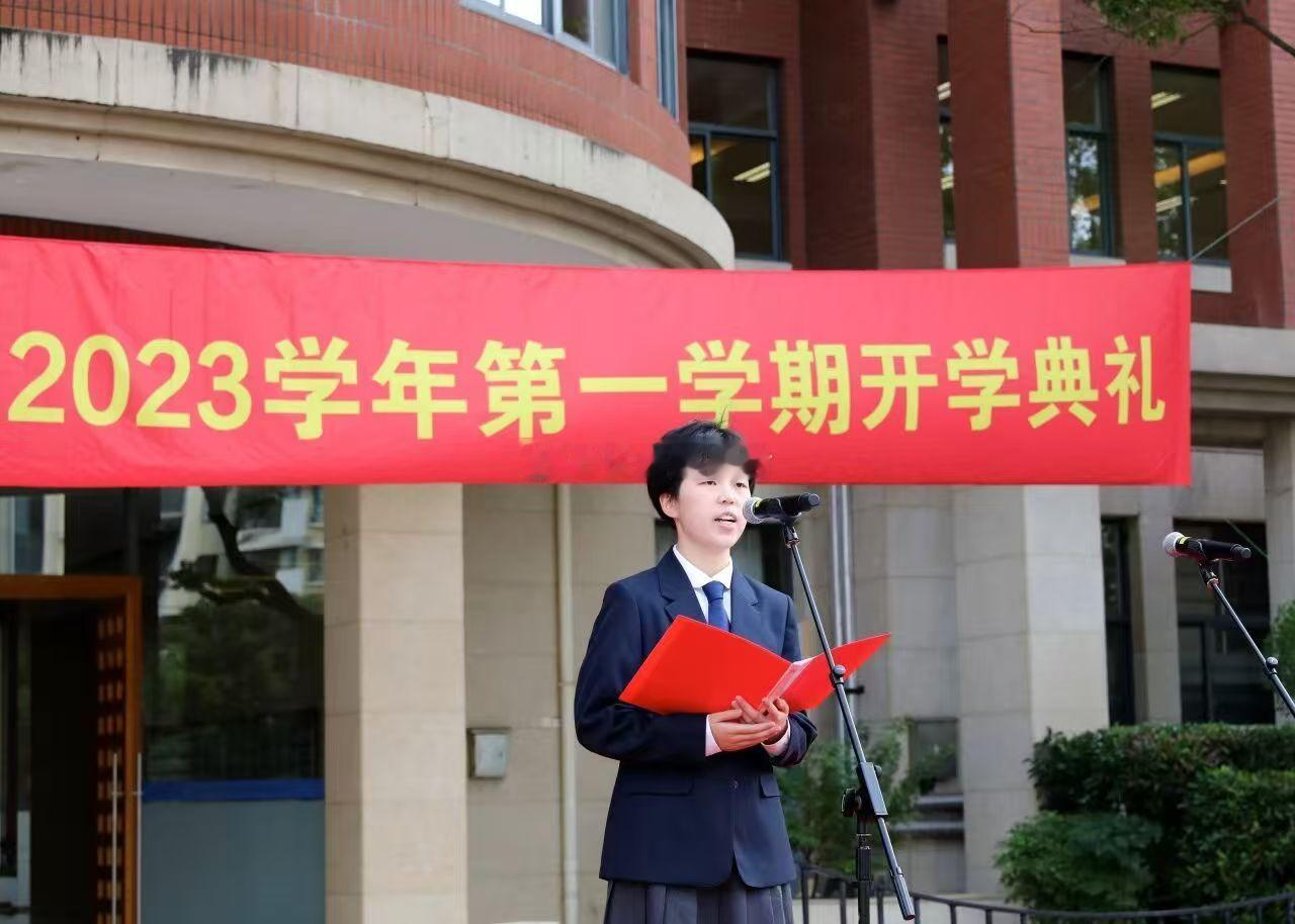 魔都高考状元，满分660分，考了631分——语文131分、数学150分、英语14