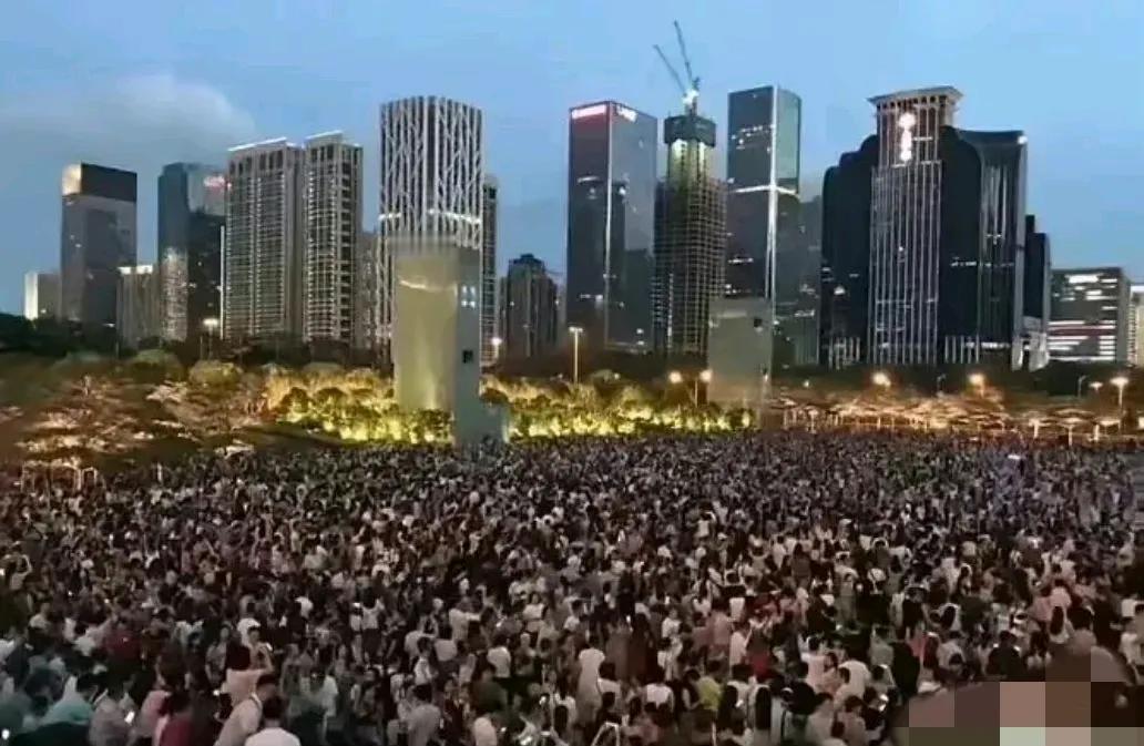 继续下去，90%的国企可能会出现裁员潮。

1.现在，亏损的国企实在是太多了，很