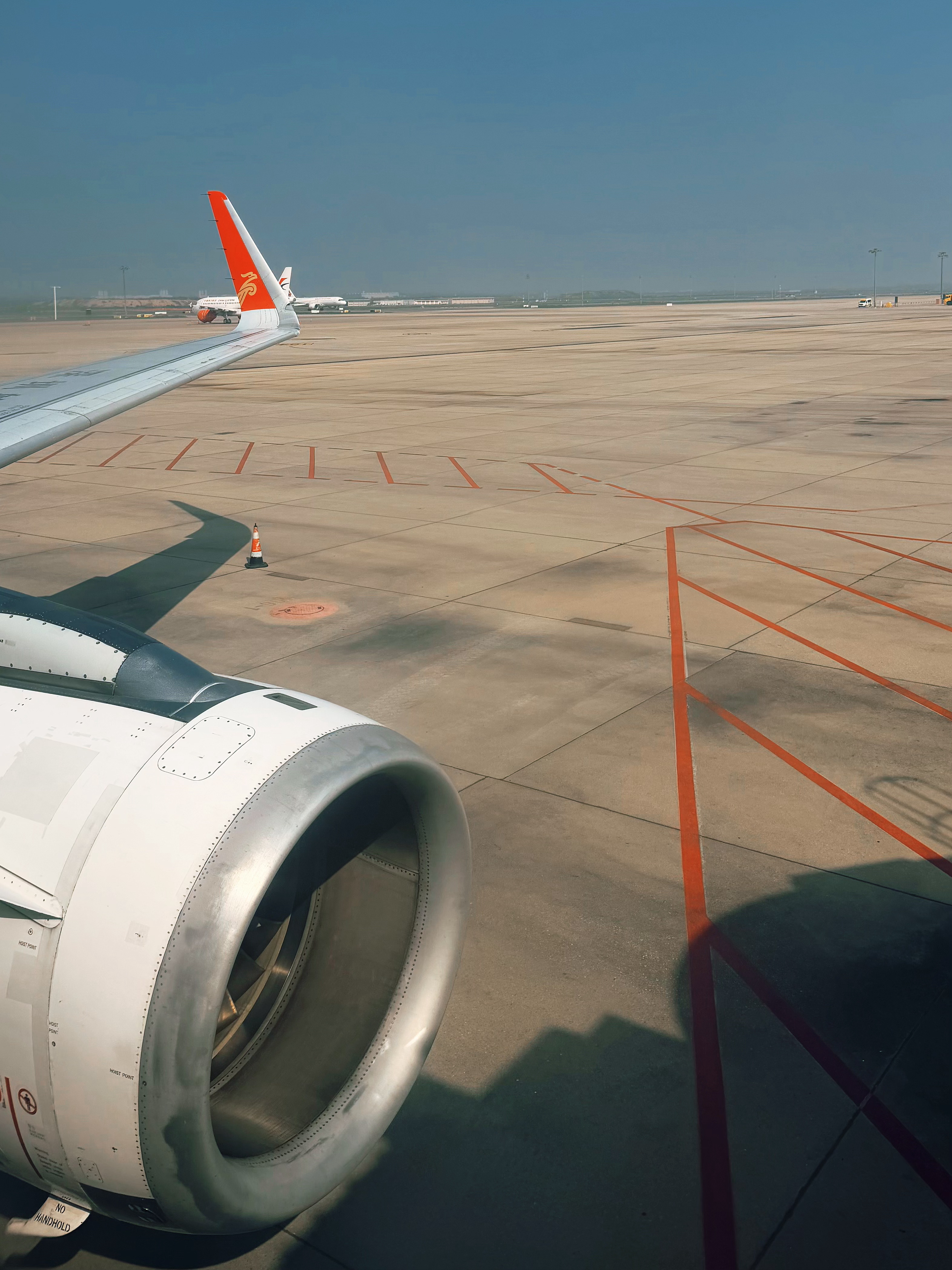 马不停蹄的飞往下一站，猜猜下一站去哪[doge] ​​​