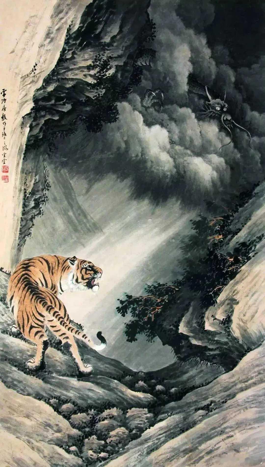 龙是中华民族的图腾，有关龙的形象，“汉唐时多呈兽形，宋以后渐变为蛇形”在绘画中。