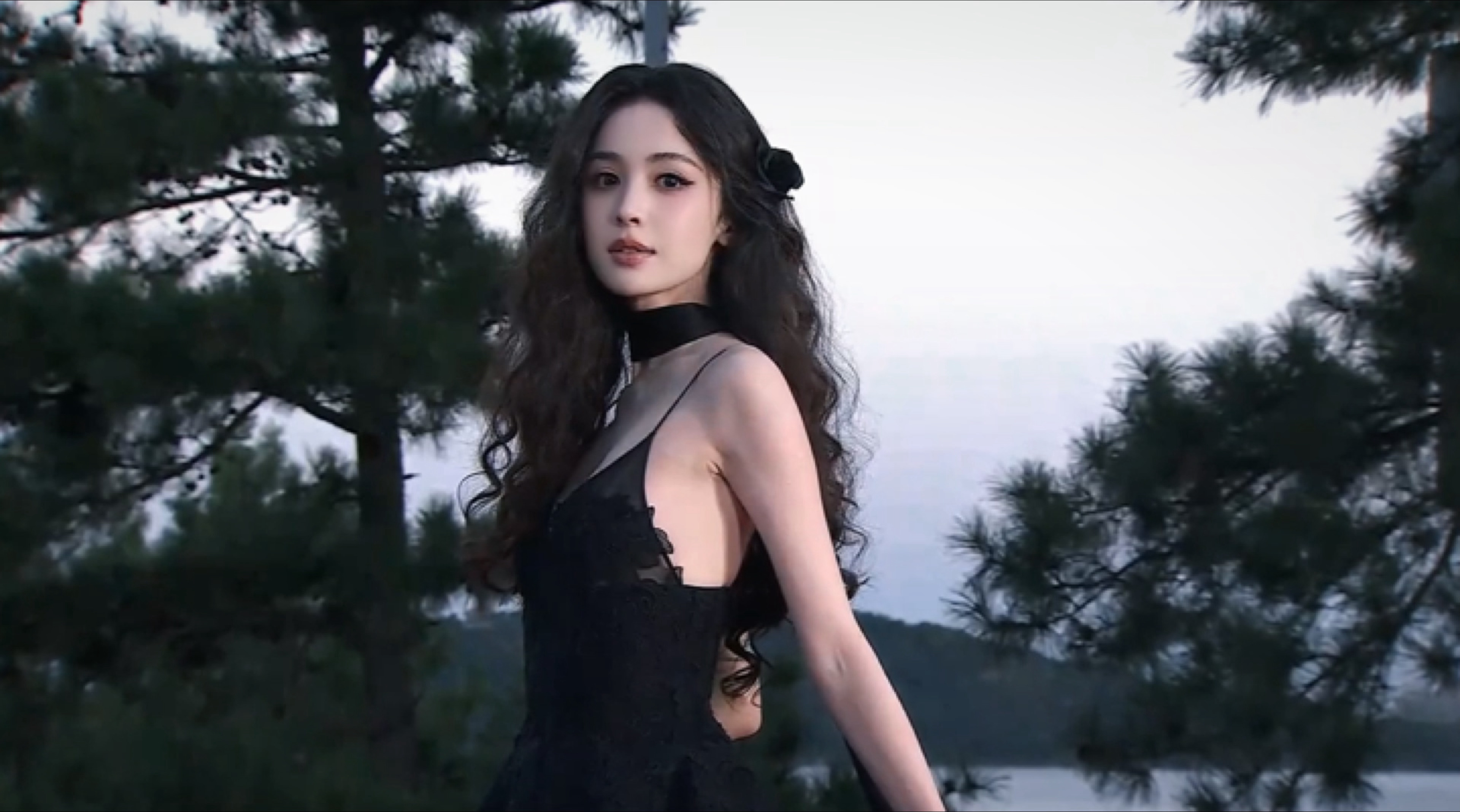 投稿｜点开live 体验芭比娃娃娜扎向你走来… ​​​