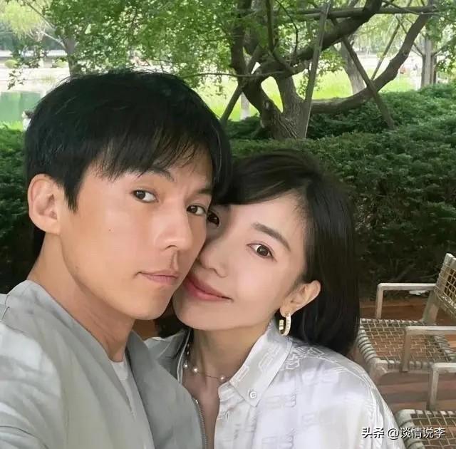 先总结再论述：宋宁峰是个绝对的人渣。

在已婚的情况下追求Q女士，隐瞒已婚身份，