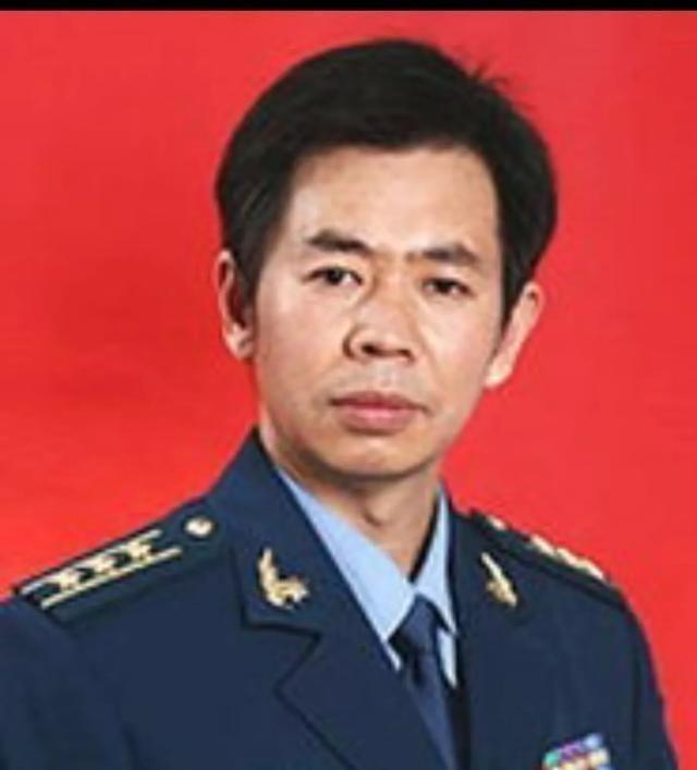 “敌人打到家门口了，还不敢开第一枪？”戴旭直言对美国根本就不用怕 ，面对美国的挑