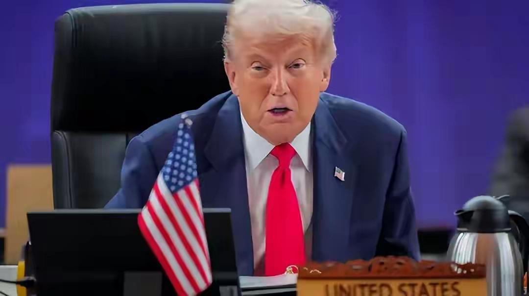 打脸！日本对华撂两句狠话，特朗普撑腰成空谈，24小时美航母连夜撤离
 
谁能想到