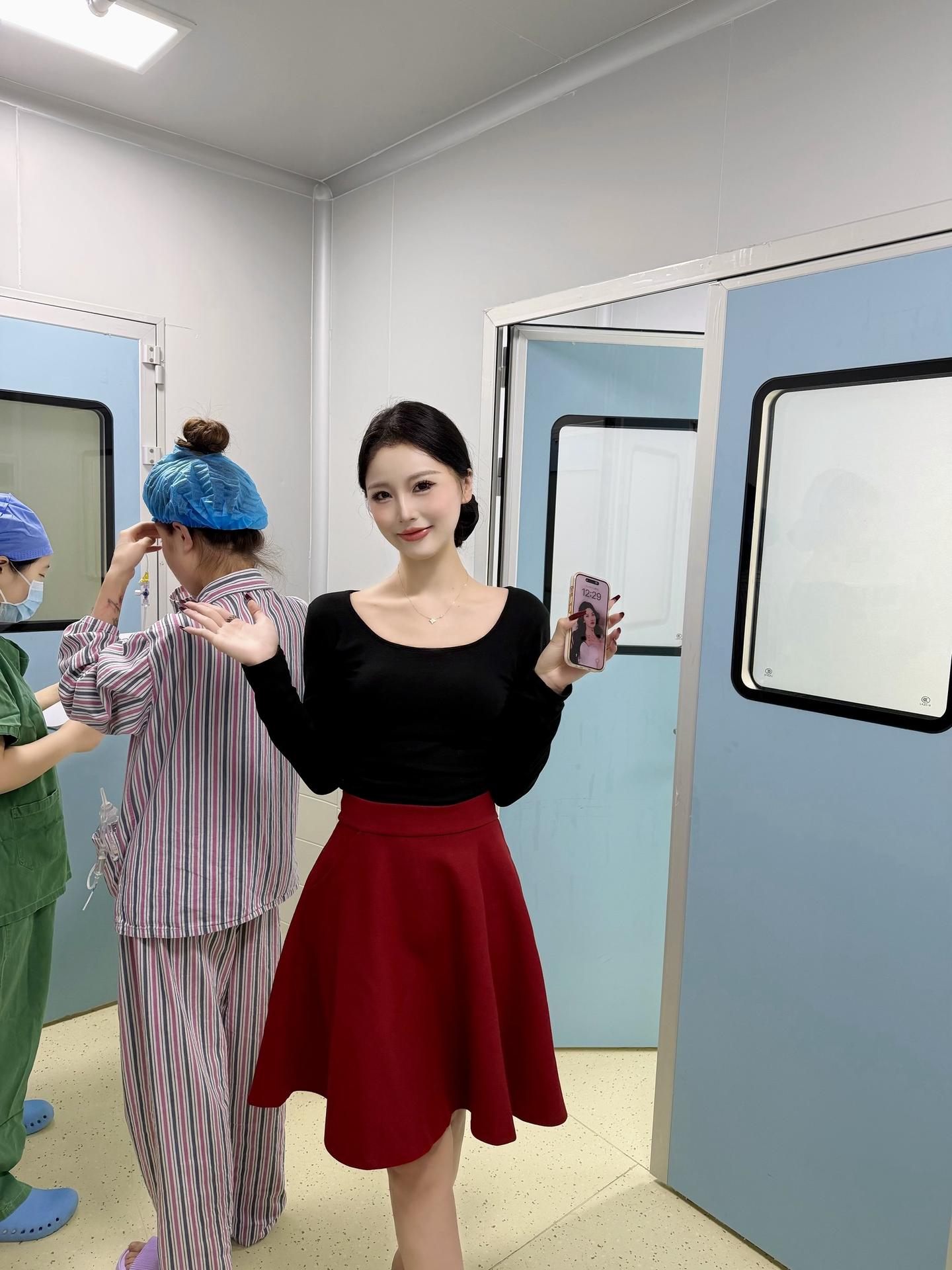 今年好好干 咱买件包臀裙 也感受一下美式前刺的深情