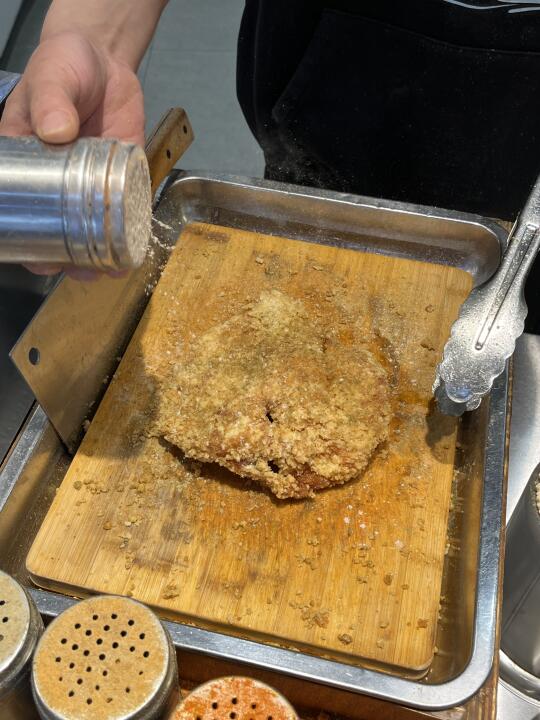鸡排真挺好吃的！！