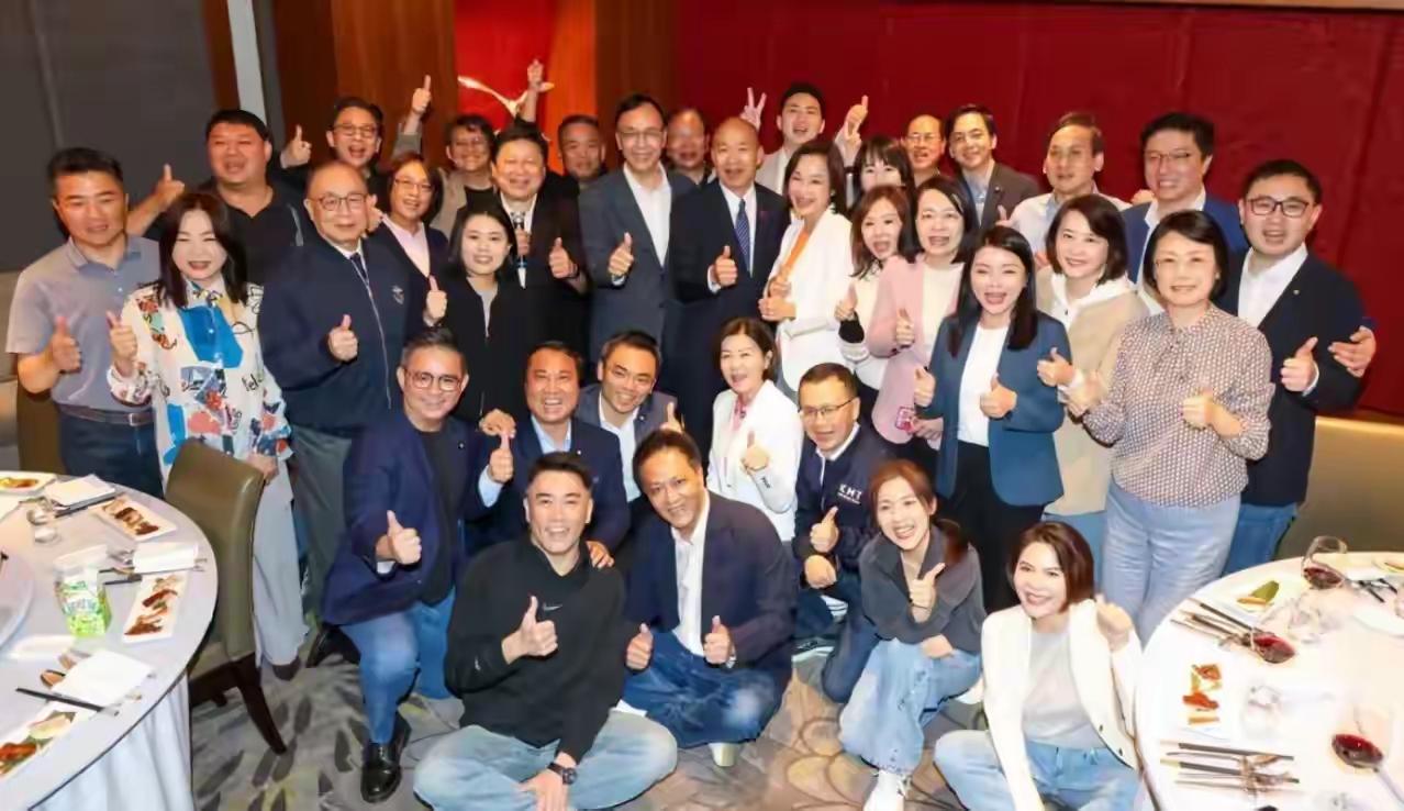 朱立伦不在其位无需在党内再指点一二，不谋其政可以说得过去。
按理说党内的大小重要