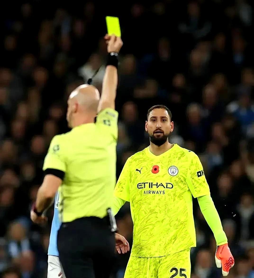 瓜迪奥拉不丢传控的魂，只是把刀磨得更快了。
哈兰德不是跑多了，是跑得更值。
控球