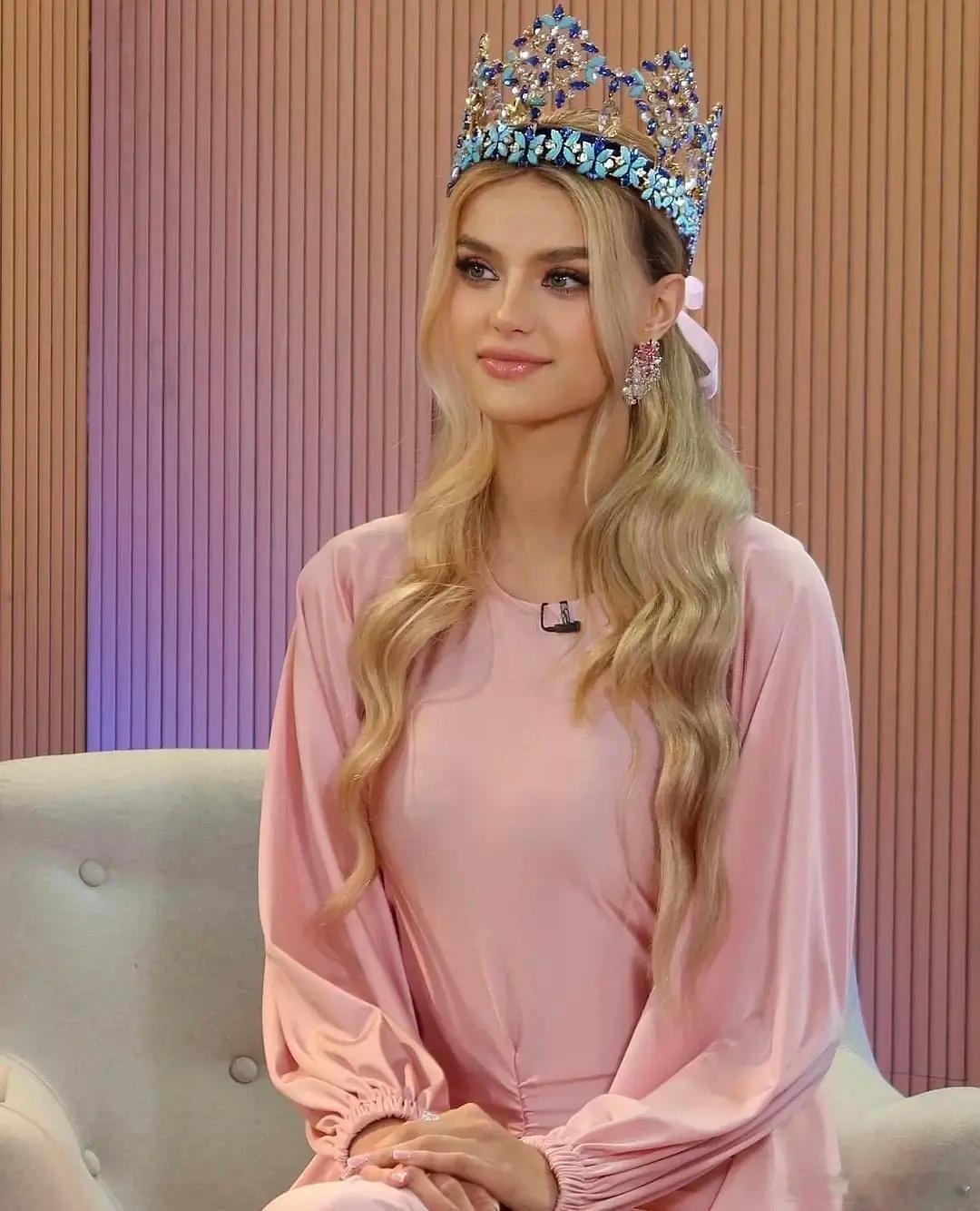 2024世界小姐冠军，算惊艳级别大美女，身材比例很绝 ​​​