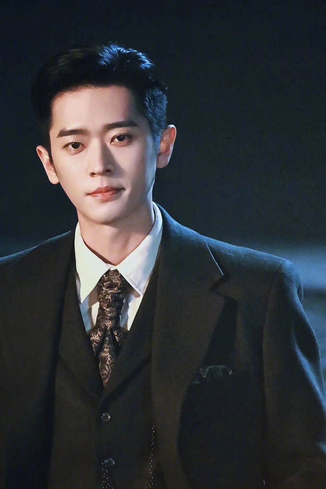 丞磊、徐若晗《玉簟秋》官宣杀青！这剧也算是从开机路透一路关注过来的，服化、氛围都