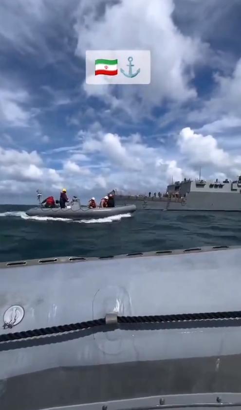 据《纽约时报》报道，伊朗之所以没有开放霍尔木兹海峡，是因为它无力清除埋设在那里的