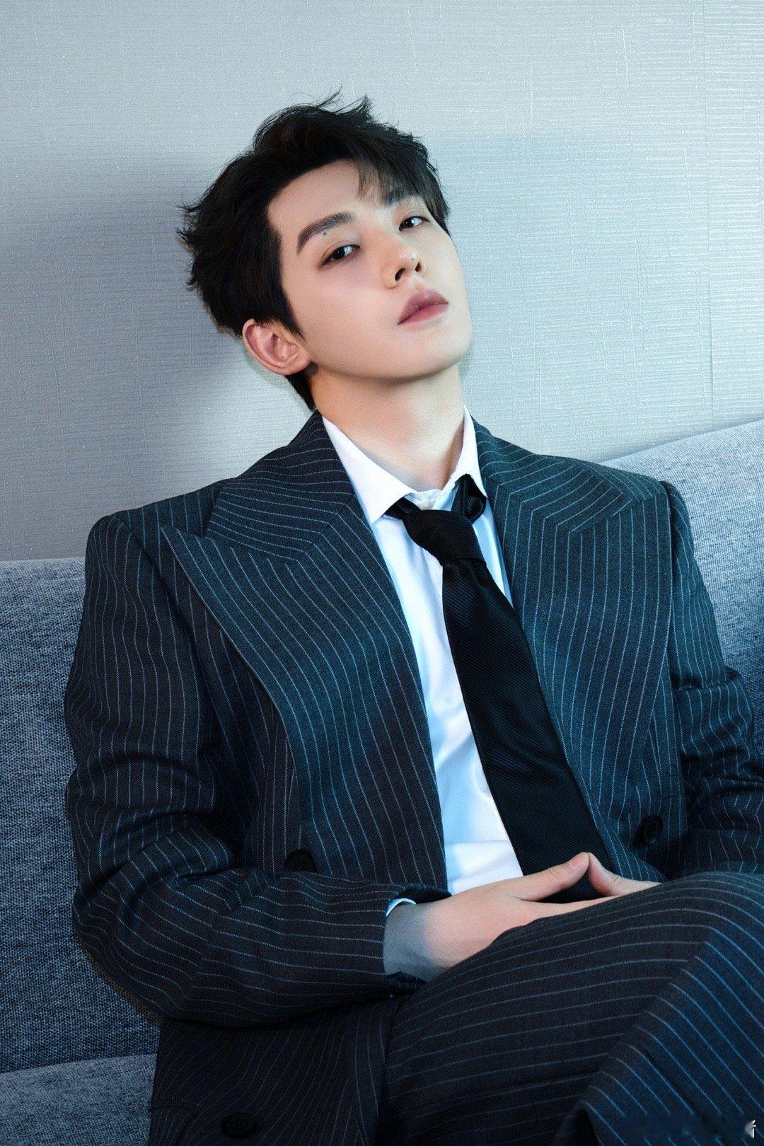 邓为央视跨年晚会工作室出图！期待今晚跨年舞台一起迎接2026