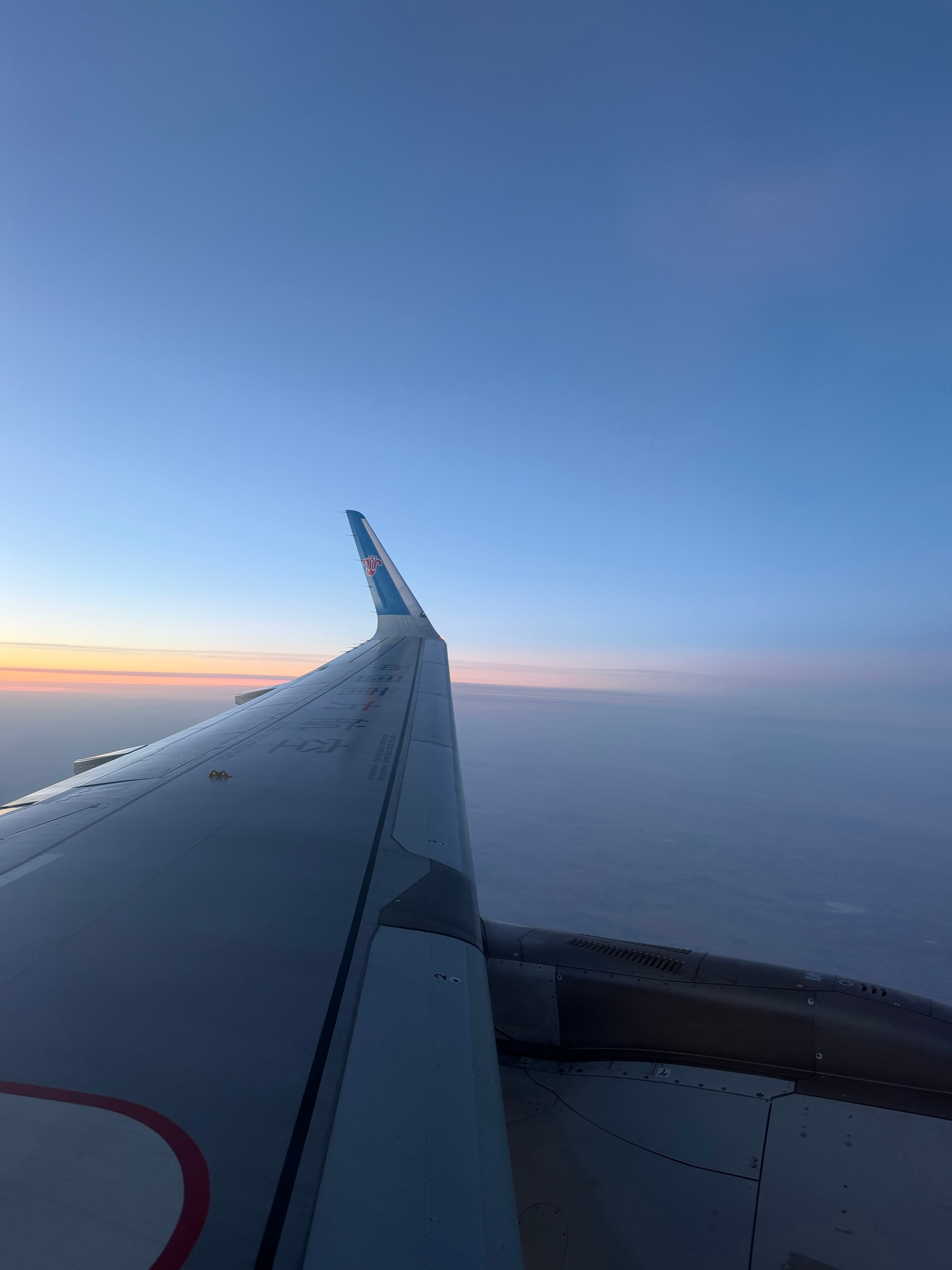 天气太好了机长以三个半小时的飞行时间刷新了姐十年往返的最快时间纪录 长春·长春龙