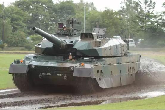 高市早苗迈出危险一步，后方突然传来坏消息：日本的王牌坦克炸了

日本再次迈出“野