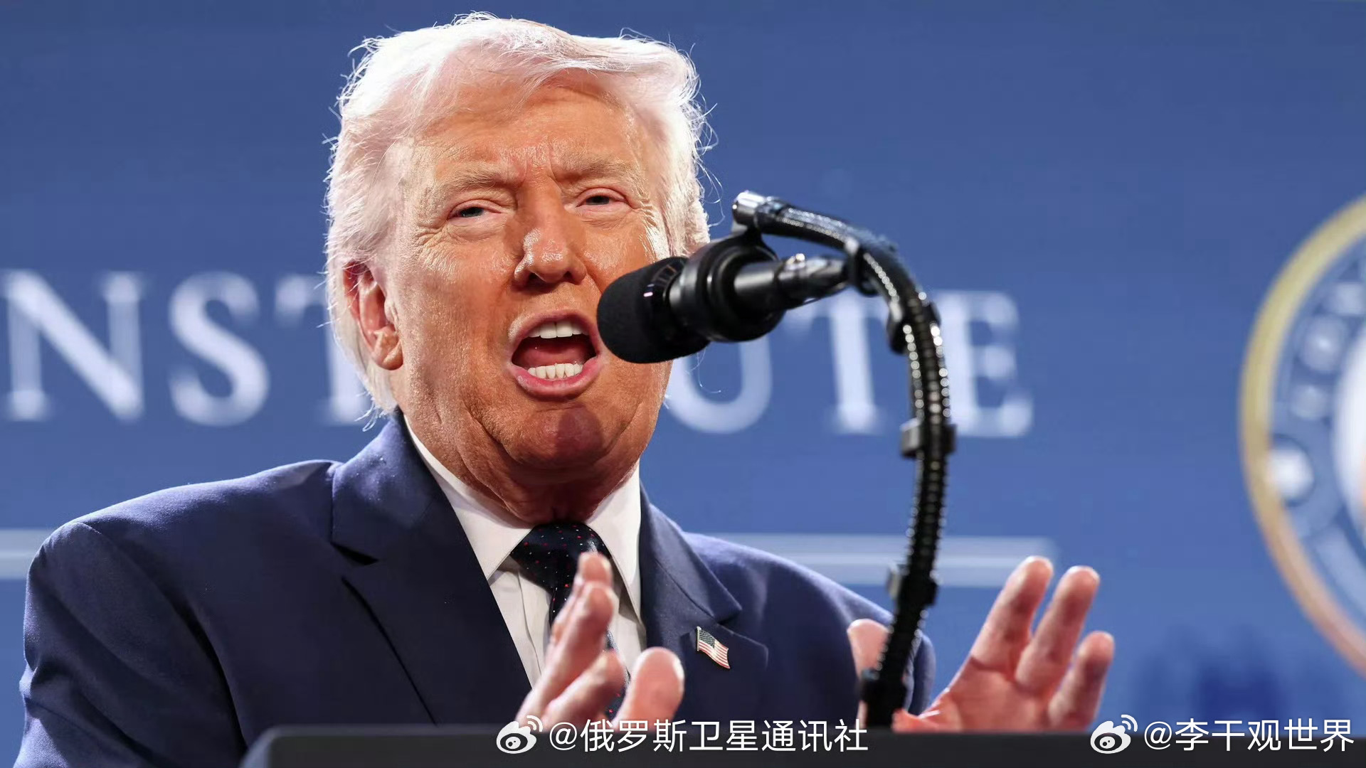 【特朗普称乌克兰冲突与美国无关 】美国总统唐纳德·特朗普表示，乌克兰冲突与美国无