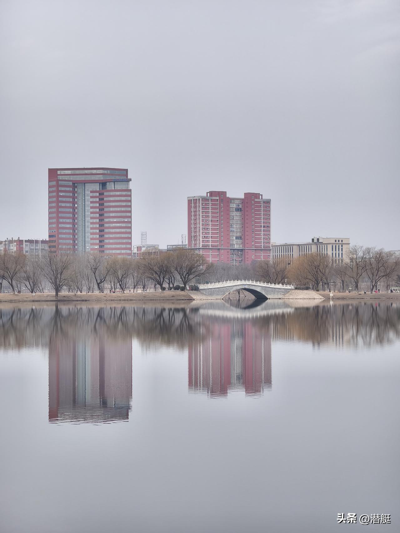 晒一晒不一样的天空照白浮泉公园随手拍！不一样的的环境不一样的的天空！