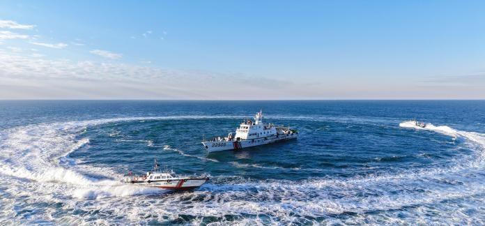 一场精心设计的舆论与主权博弈。
 
日方从头到尾都在玩“模糊术”：刻意用水产厅而