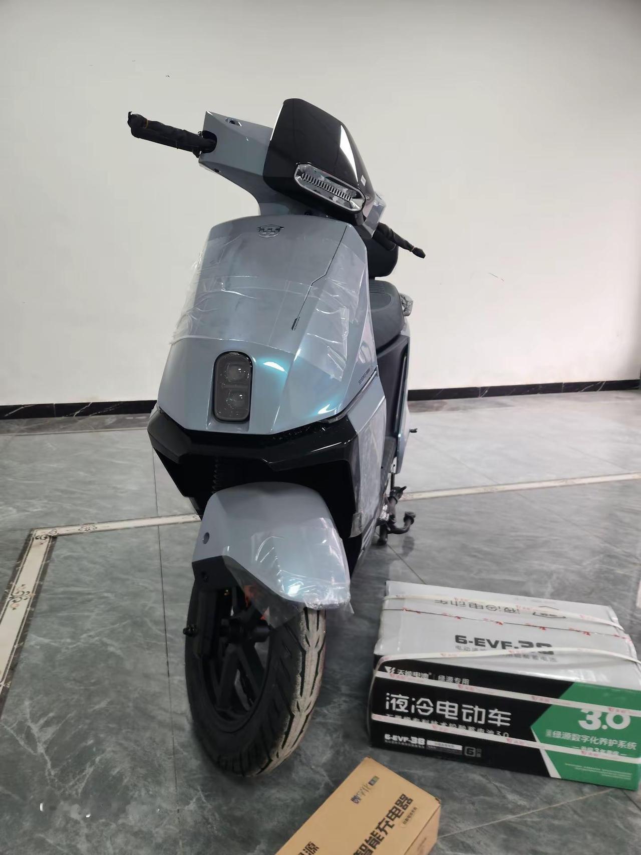 绿源颜值天花板S95重磅上市[庆祝][庆祝][庆祝]立体雕塑车身更有质感，更具视