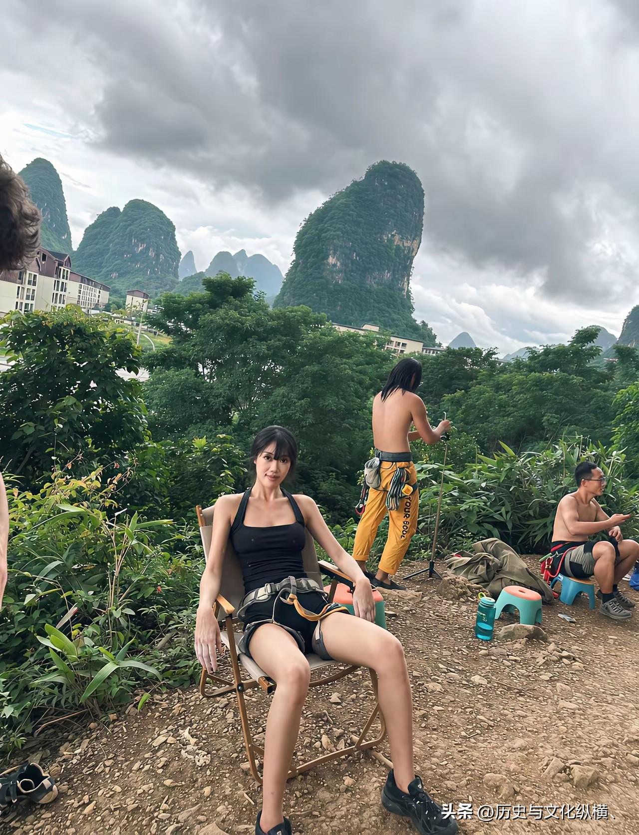爬山，拍照，赚流量，与健康无关