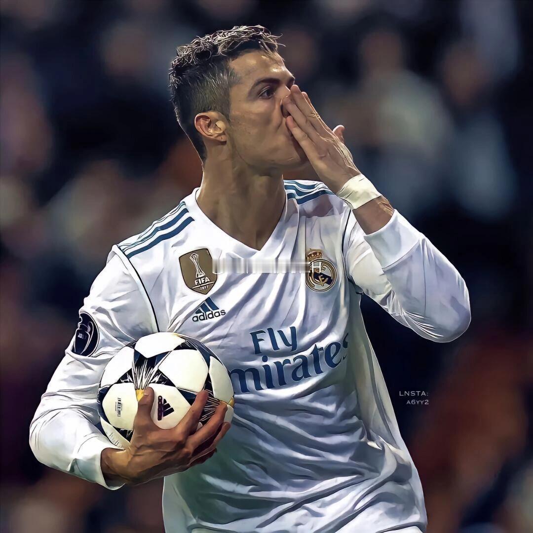 34岁J罗任意球训练连续破门任意球始终是J罗的标志性技术，从职业生涯初期到如今，