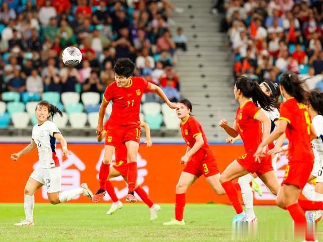 保守铸成大错，11月1日晚，巴黎奥运会女足亚洲区预选赛第二阶段的比赛落下帷幕，澳