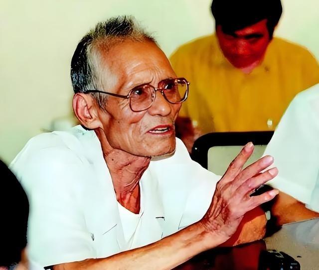 1994年，“狼牙山五壮士”幸存者葛振林意外得知，中央军委发给他的金质勋章竟然被